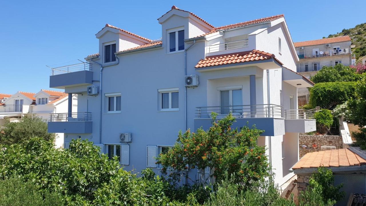 Apartments With A Parking Space Bilo, Primosten - 12870 מראה חיצוני תמונה